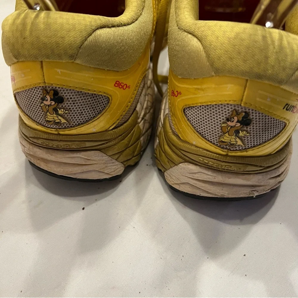 RUN DISNEY New Balance Run Disney 2026 ladies size 12 - Picture 4 of 15
